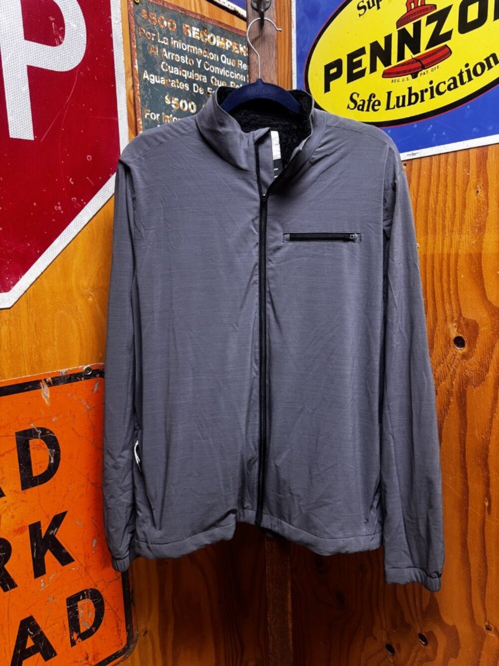 Vuori Jacket Grey L